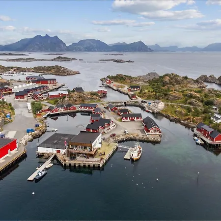Ytterviks Rorbu Lofoten Private Sauna & Free Elektric Carcharging 度假居