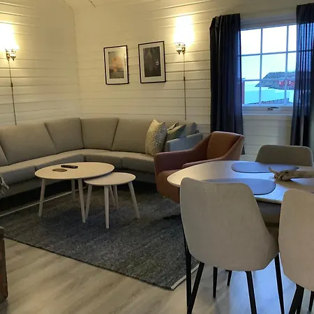 Holiday home Ytterviks Rorbu Stamsund
