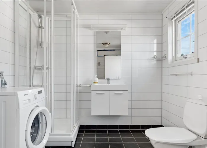 Ytterviks Rorbu Lofoten With Private Sauna