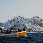 Ytterviks Rorbu Lofoten With Private Sauna